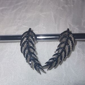 Sparkling Black Stone Leaf 925 Silver Earrings